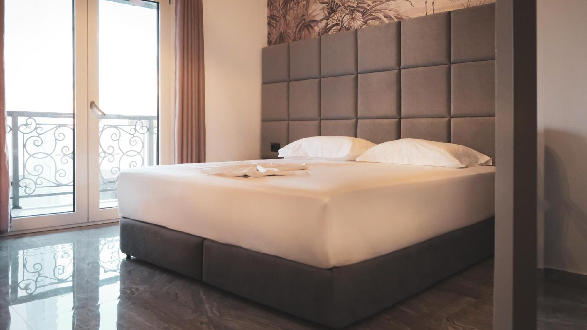 Hotel Ruko Boutique Golem  Eksteriør billede